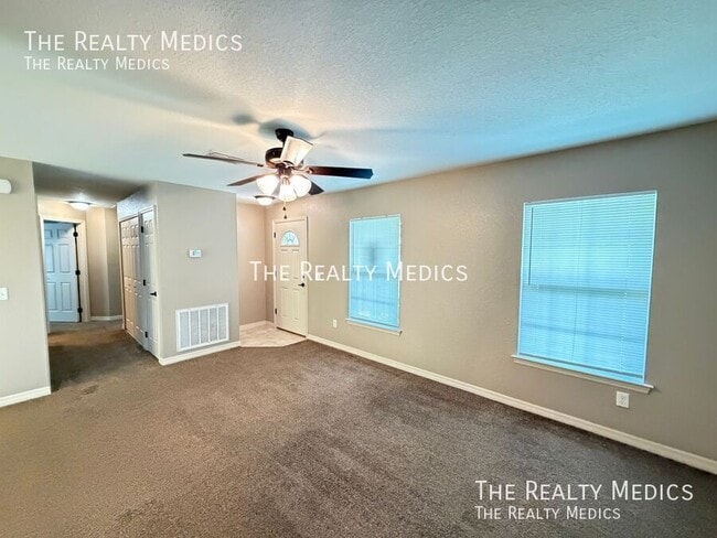 Building Photo - 7 Bahia Ct Terrace