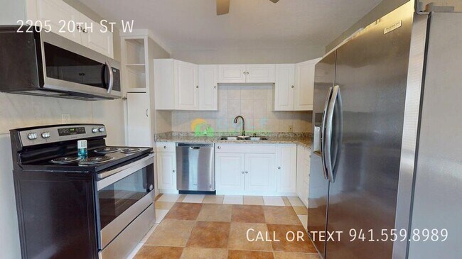 Foto del edificio - 2205 20th St W