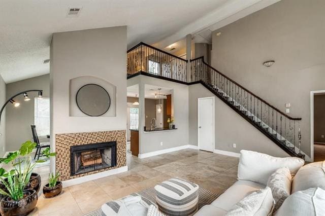 Foto del edificio - 8164 Heritage Pl Dr