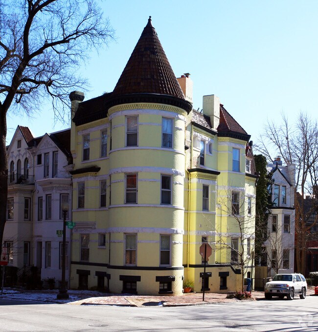 Primary Photo - 1531 31st St NW