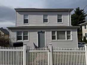 Building Photo - 29 Devoe St