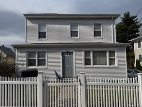 Building Photo - 29 Devoe St