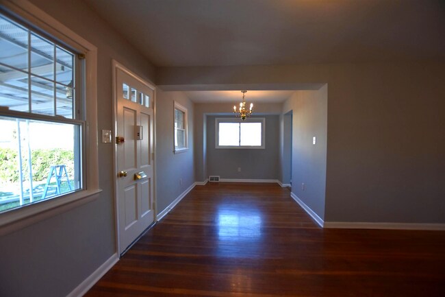 Foto del edificio - Refreshed 3BR/3BA home in Hyattsville
