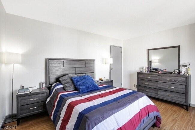 Foto del edificio - 404 Chestnut St
