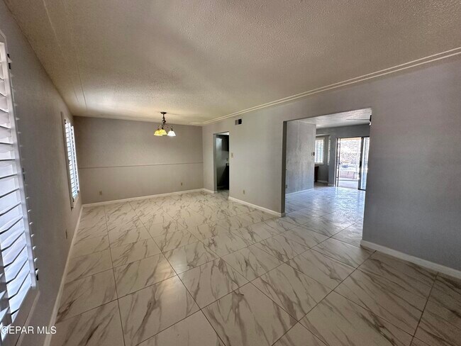 Foto del edificio - 10838 Valle Grande Ct