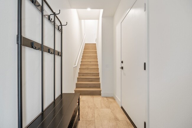 Building Photo - Modern 3-Bedroom Condo in Prime Azusa Loca...