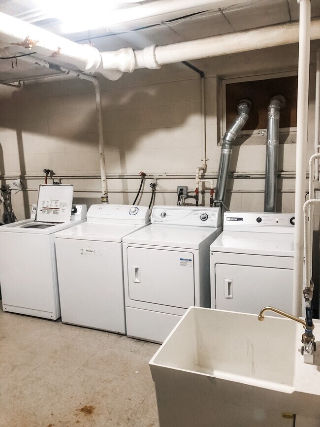 free, shared laundry in building - 3019 Bryant Ave S