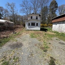 Building Photo - 31 Firwood Rd S