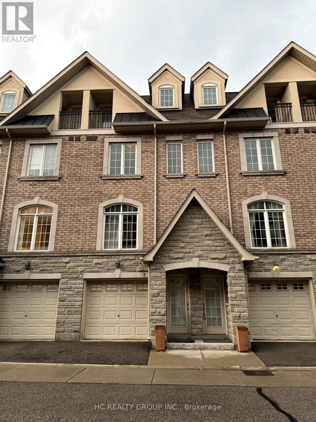 Building Photo - 7 Hayes Ln