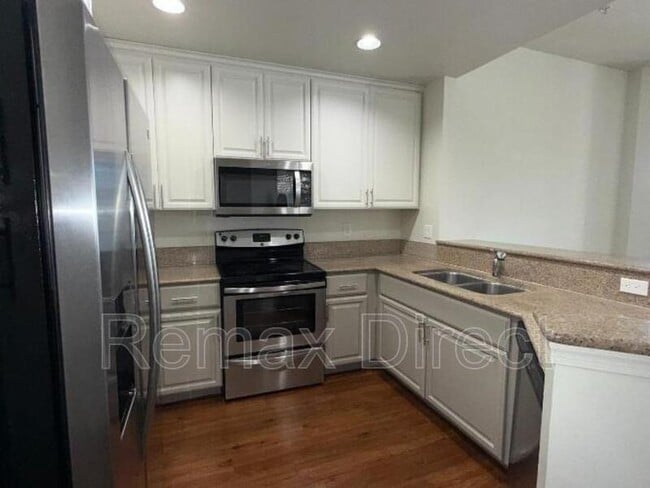 Photo - 6116 Yellow Sun Dr Apartment