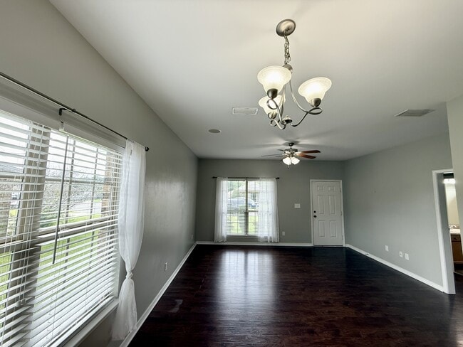 Building Photo - 13627 Catahoula Dr S