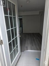 Building Photo - 457 Landsborough Ave