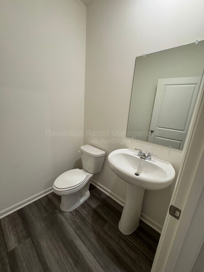 Building Photo - 26 Otway Lp