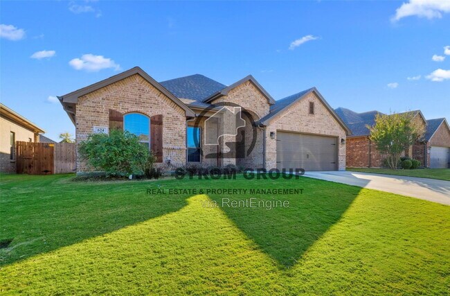 Building Photo - 624 Ethan Dr