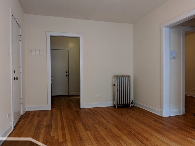 Foto del edificio - 2621 N Spaulding Ave