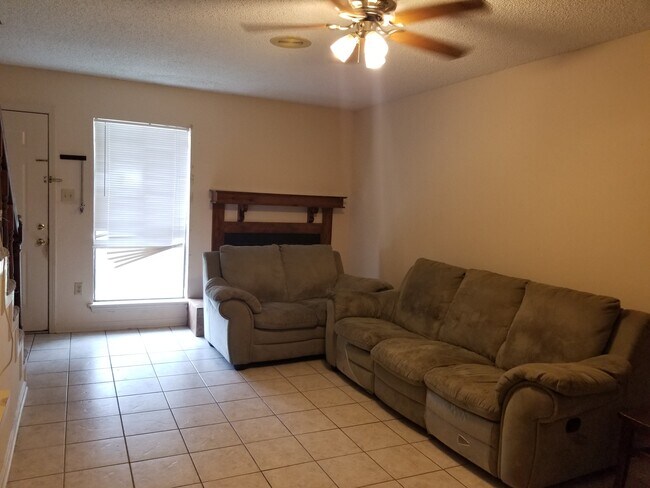 Building Photo - 5245 Brightside View Dr