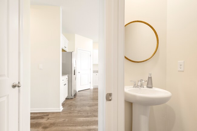 Foto del edificio - 1715 Perthshire Lp