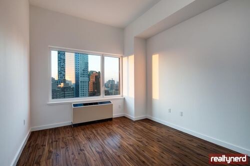 Foto principal - 7 Dekalb Ave