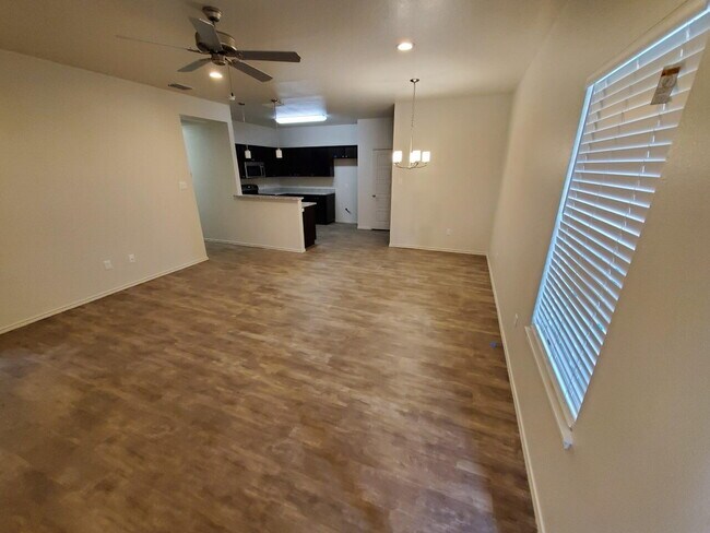 Foto del edificio - 6, 9 or 12 month Lease! Cooper Schools/ So...