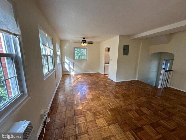 Foto del edificio - 1603 Fitzgerald Ln