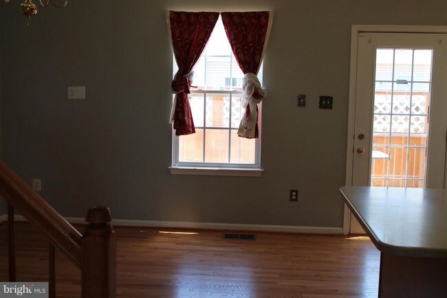 Foto del edificio - 9706 Leah Way