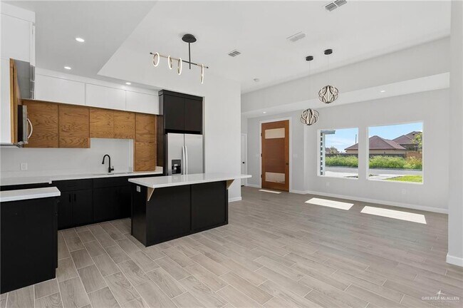 Foto del edificio - 13 San Pascual St