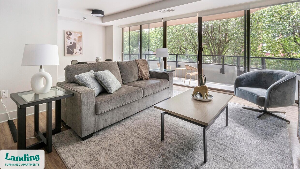 Foto principal - 1550 Clarendon Blvd
