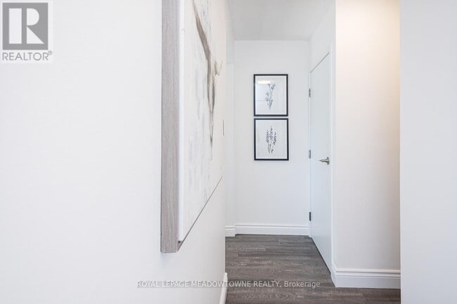 Building Photo - 611 Beaver Ct