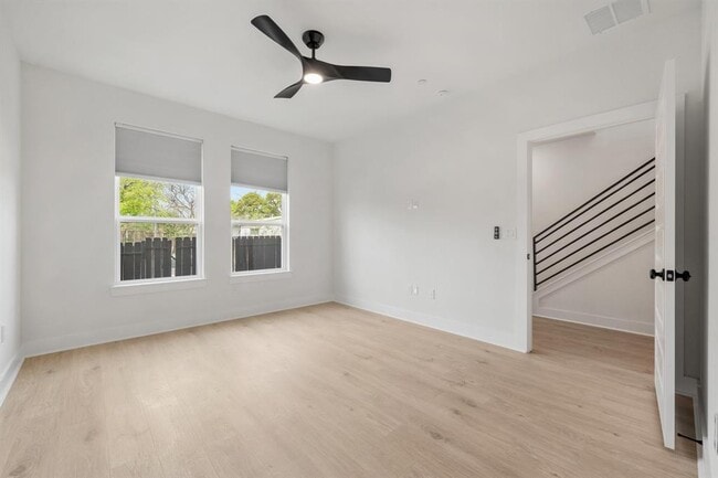 Foto del edificio - 200 W 56th St