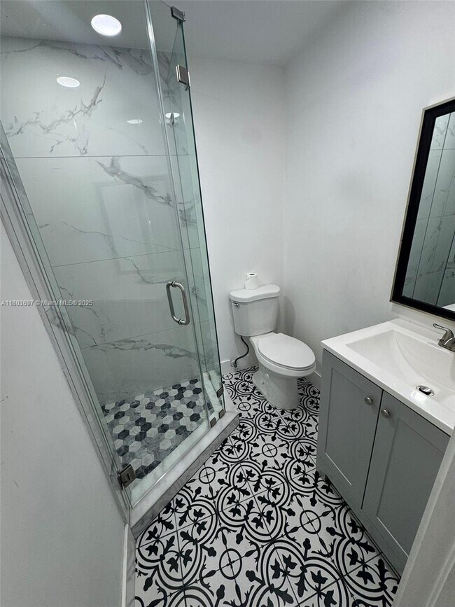 Foto del edificio - 720 NW 56th St