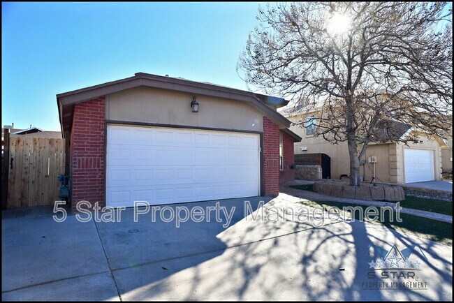 Building Photo - 3020 Tierra Mina Dr