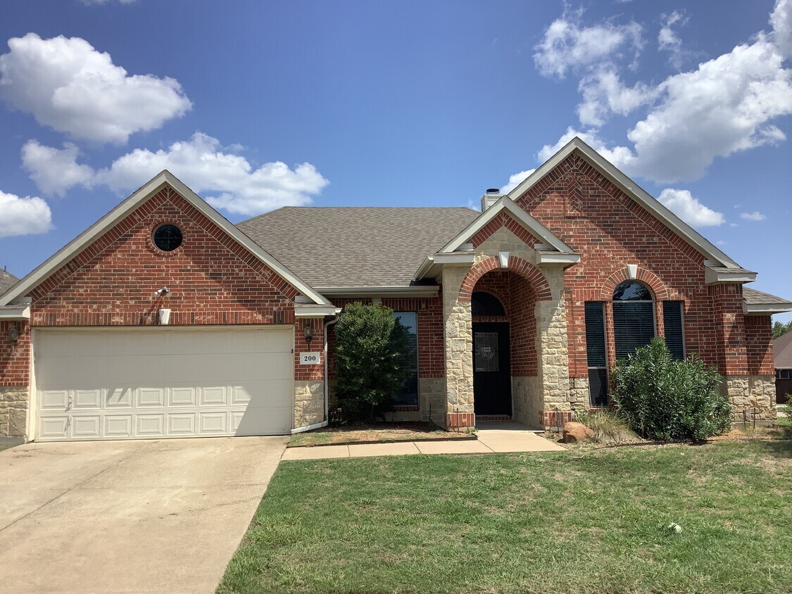 200 Boardwalk Avenue House Rental in Waxahachie, TX