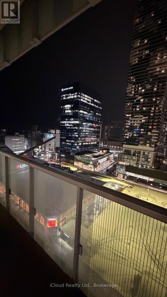 Photo du bâtiment - 15 Lower Jarvis St