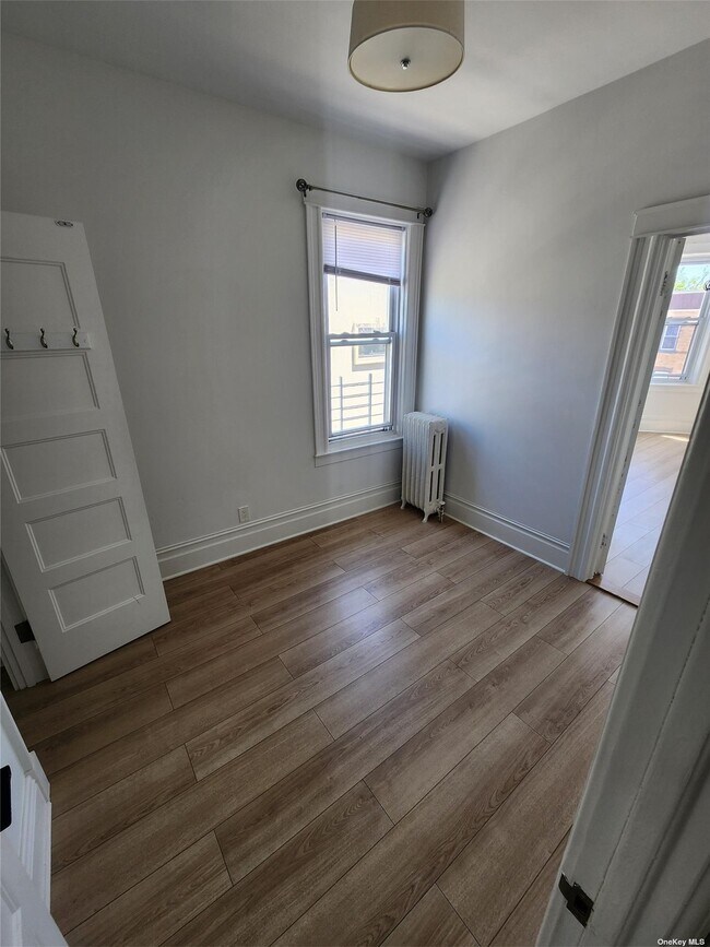 Building Photo - 72-40 66th St