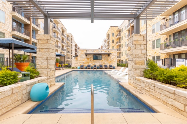 Photo - 3801 Vitruvian Way House