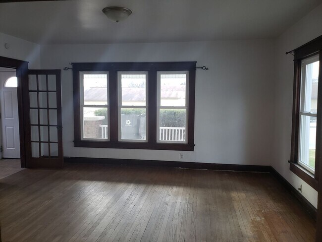 Foto del edificio - 4 bed/2 bath rental south of campus!