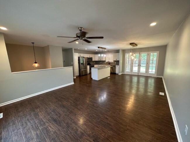 Foto del edificio - 218 Ridgewood Dr