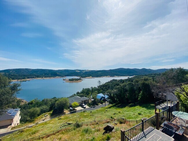 Building Photo - Spectacular View of Folsom Lake
