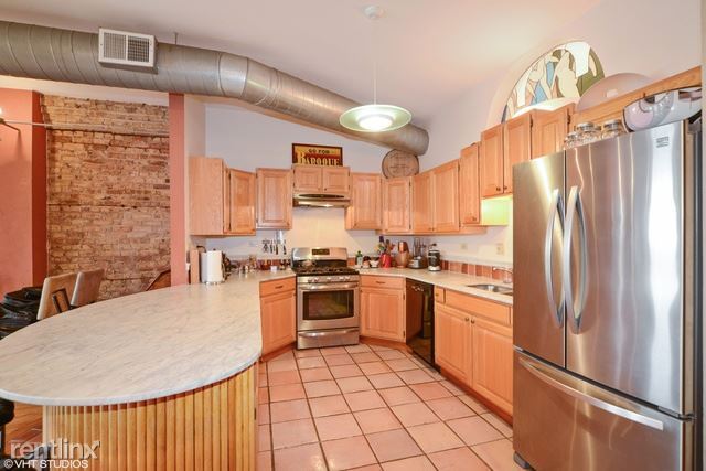 Foto del edificio - 1340 W Madison St