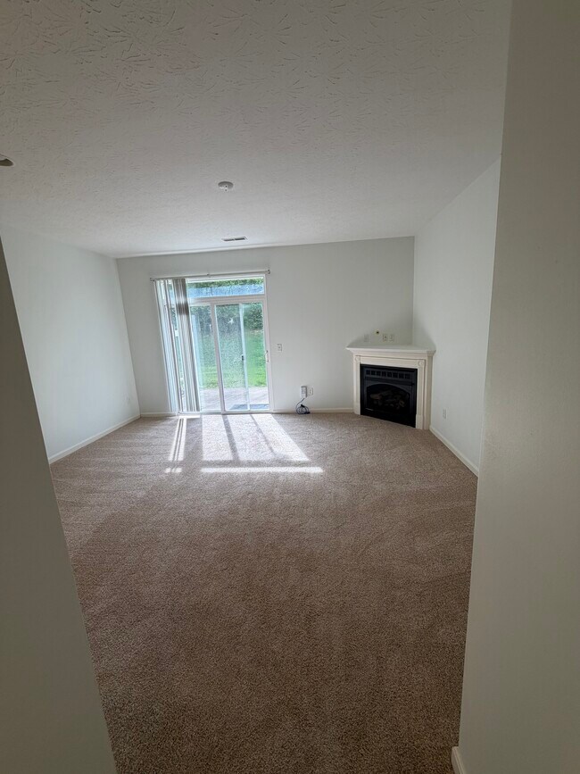 Foto del edificio - 4043 Spyglass Hl