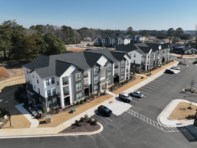 Exterior 3D - Evolve at the Pines