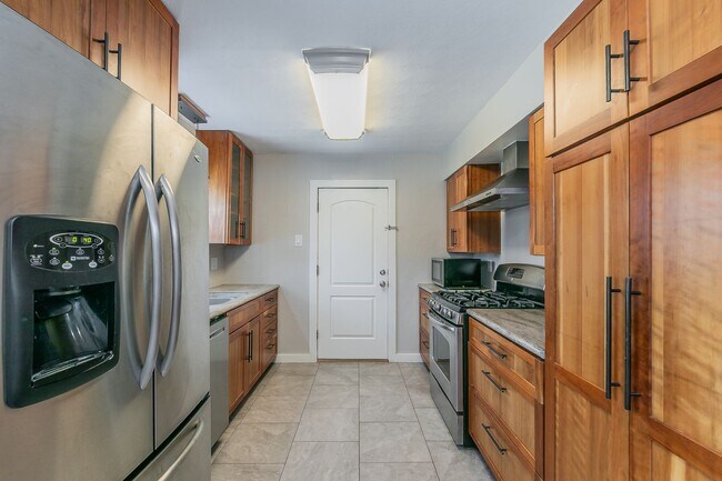 Building Photo - 1206 Quill Dr