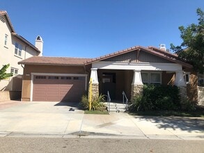 Building Photo - 624 Aquamarine Ave