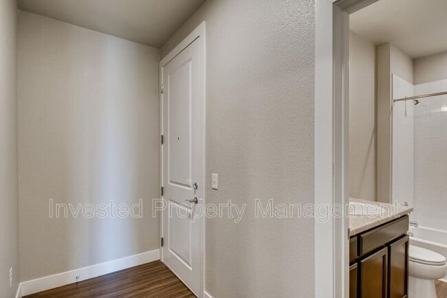 Photo - 981 S Sable Blvd Apartment