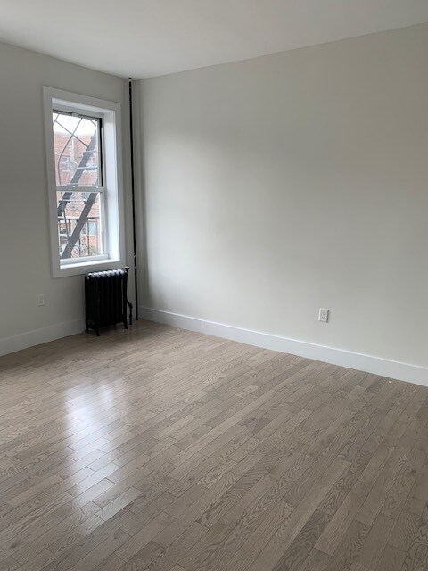 Building Photo - 546 Bergen Ave