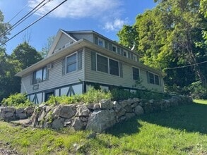 Building Photo - 475 U S 206 Unit
