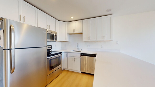 Building Photo - 1507 Carol-105