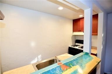 Building Photo - 208 Canyon Acres Dr