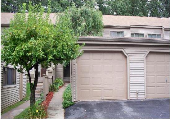 Front View - 94 Farmington Chase Crescent