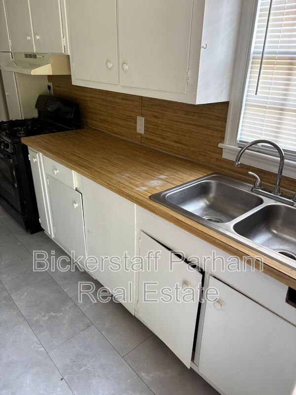 Foto del edificio - 3931 Dexter Dr